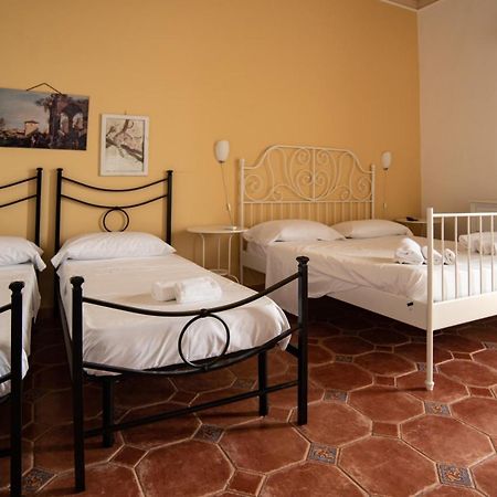 Casa Marchese Bed and Breakfast Catania Esterno foto