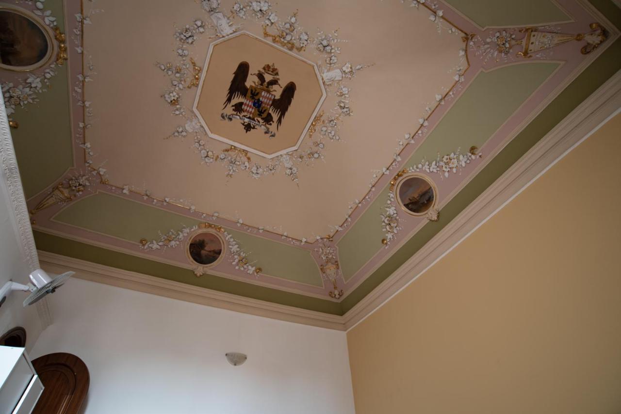 Casa Marchese Bed and Breakfast Catania Esterno foto
